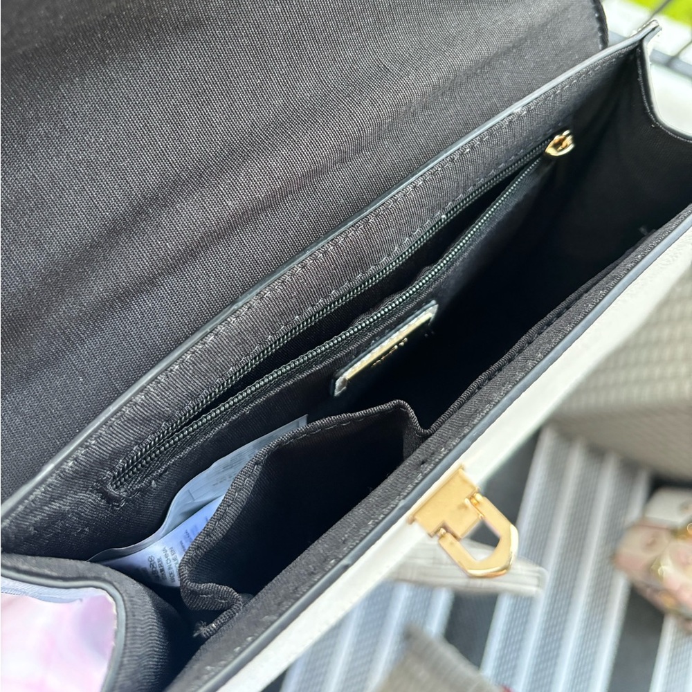 Aldo Novelty WOW Crossbody Bag - Picture 6 of 6